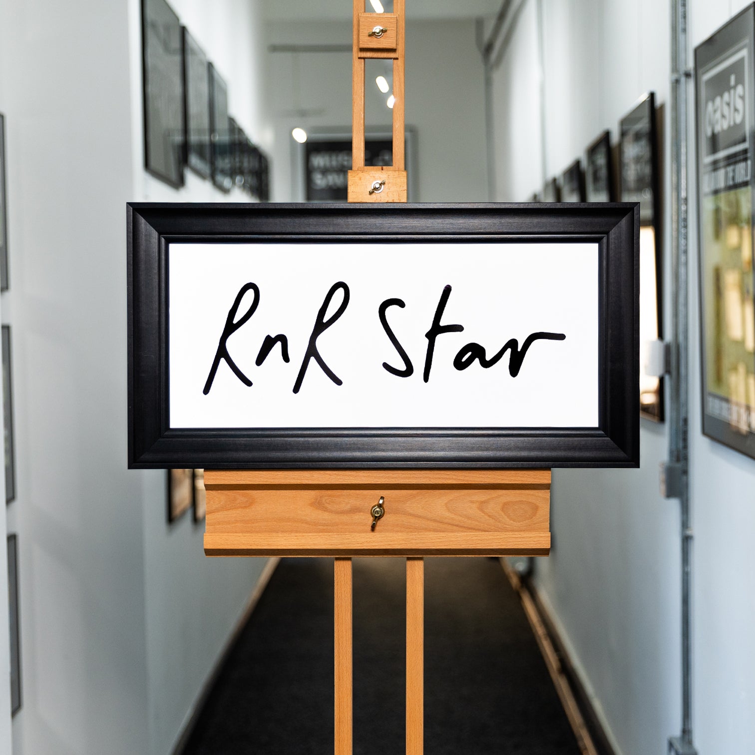 R n R Star - Edition of 30